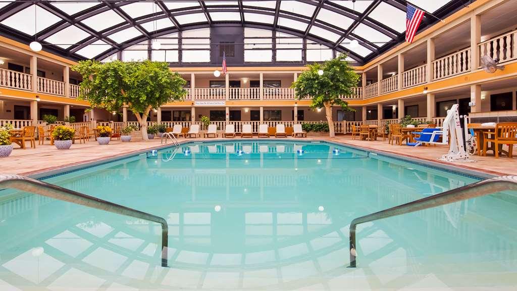 Americinn By Wyndham Downtown 3*