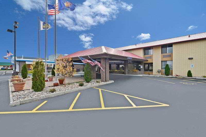 Americinn By Wyndham Downtown