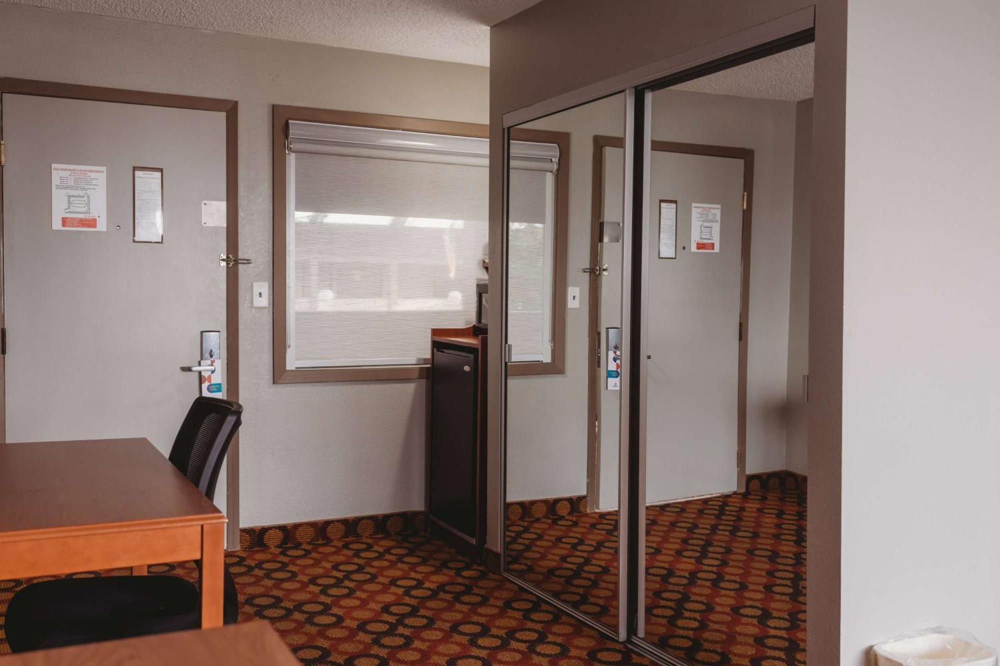 Americinn By Wyndham Downtown